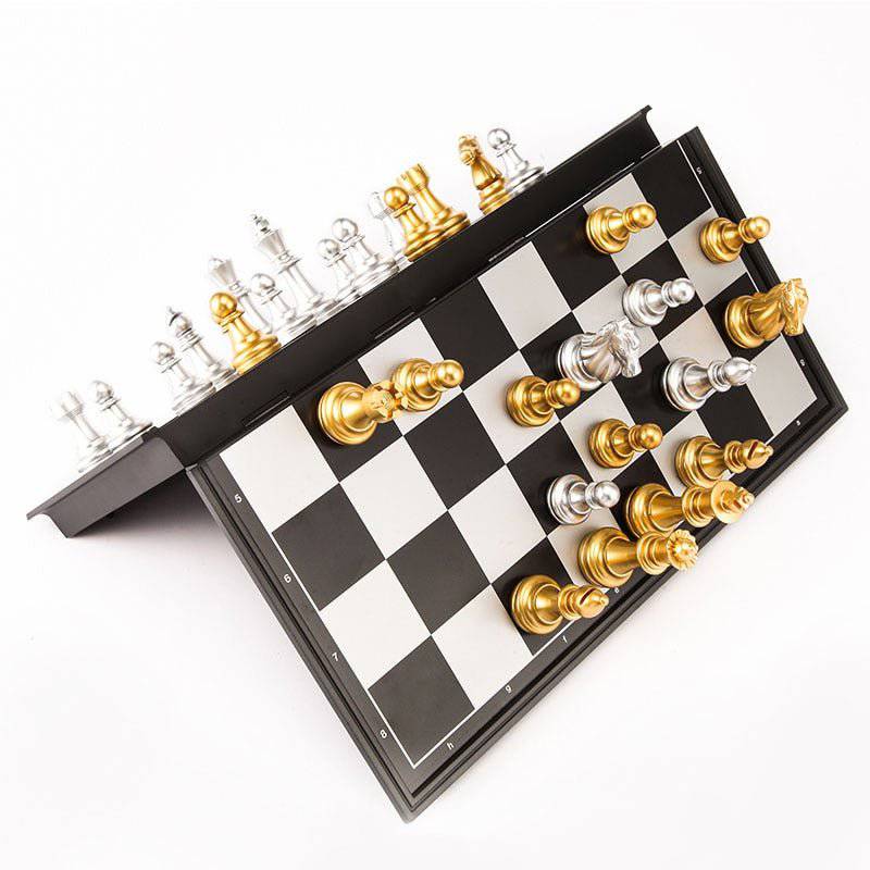 Medieval Chess Set - Rheasie & Co